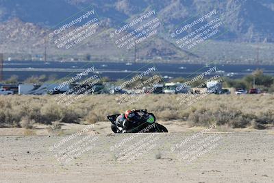 media/Dec-07-2025-CVMA (Sun) [[3e7d2de5dc]]/Race 1-Formula Superbike-Supersport Open (Holeshot)/